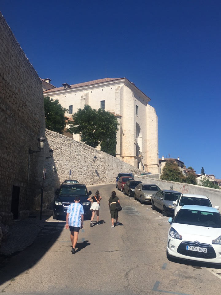 Chinchón (iglesia sin torre)