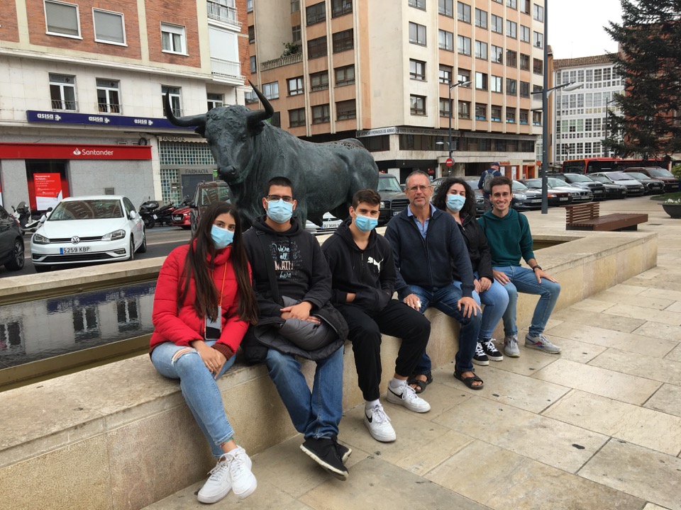 Con el toro castellano