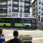 Girando el bus en Elantxobe