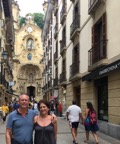 Con el pórtico al fondo
