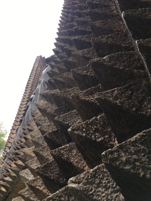 Fachada de pirámides