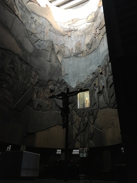 Retablo modernista