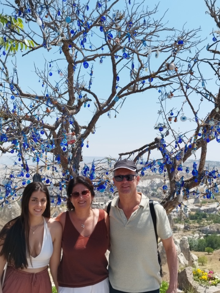 En el árbol de los amuletos