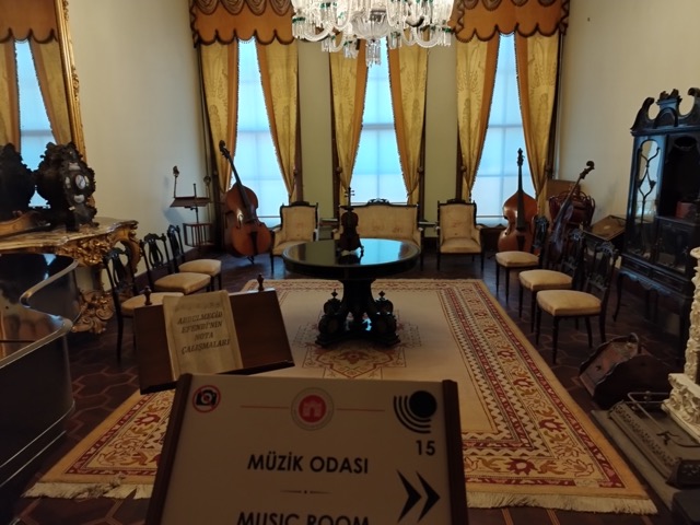 Dolmabahçe (sala de música)